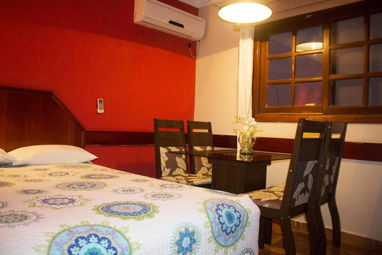 El Pantanal Hotel & Resort Puerto Quijarro  Extérieur photo